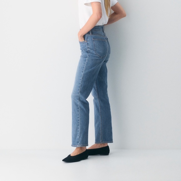 Aritzia Denim Forum The Arlo Hi-rise Straight Jean - Picture 2 of 12